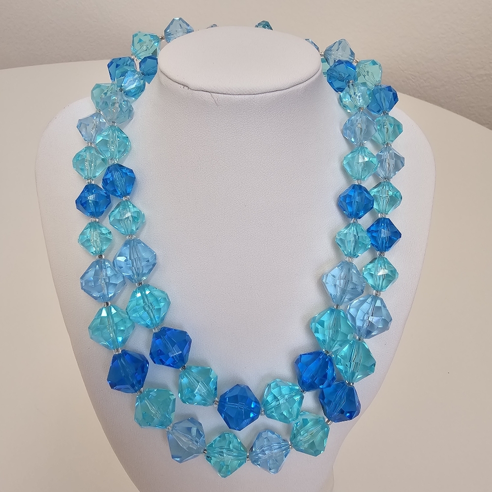 Vintage Blue and Aqua Lucite Necklace
